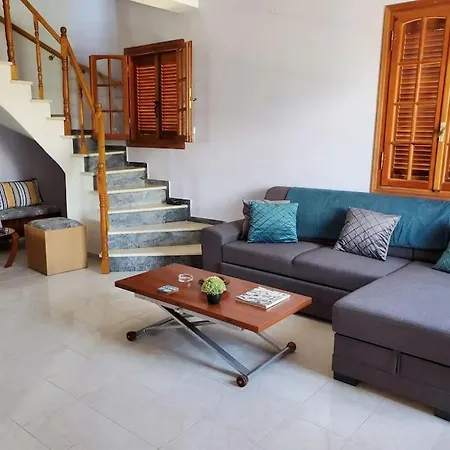 Lazaratos - Breathtaking Bay & Mountain View Kouvalata