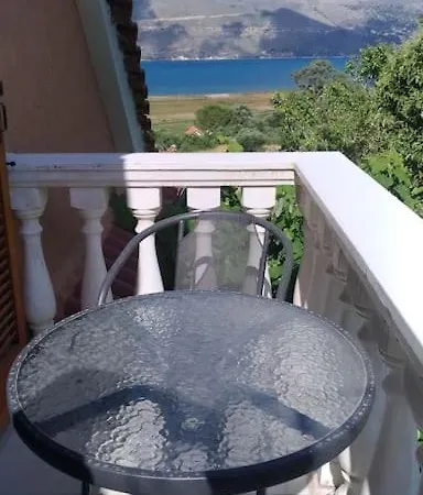 Lazaratos - Breathtaking Bay & Mountain View Kouvalata