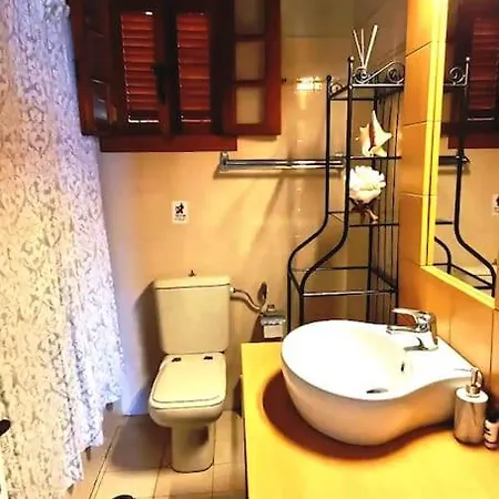 Lazaratos - Breathtaking Bay & Mountain View Villa